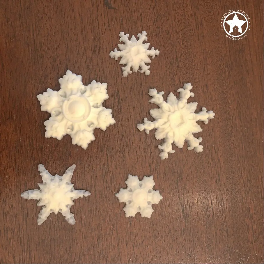 blue star snowflakes blue star snowflakes 5 Simple Steps to Use Resin In IOD Moulds