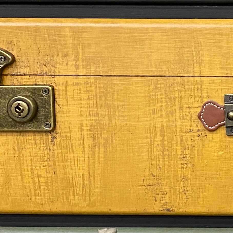 chest sfo wiped chest sfo wiped DIY a Suitcase Chest